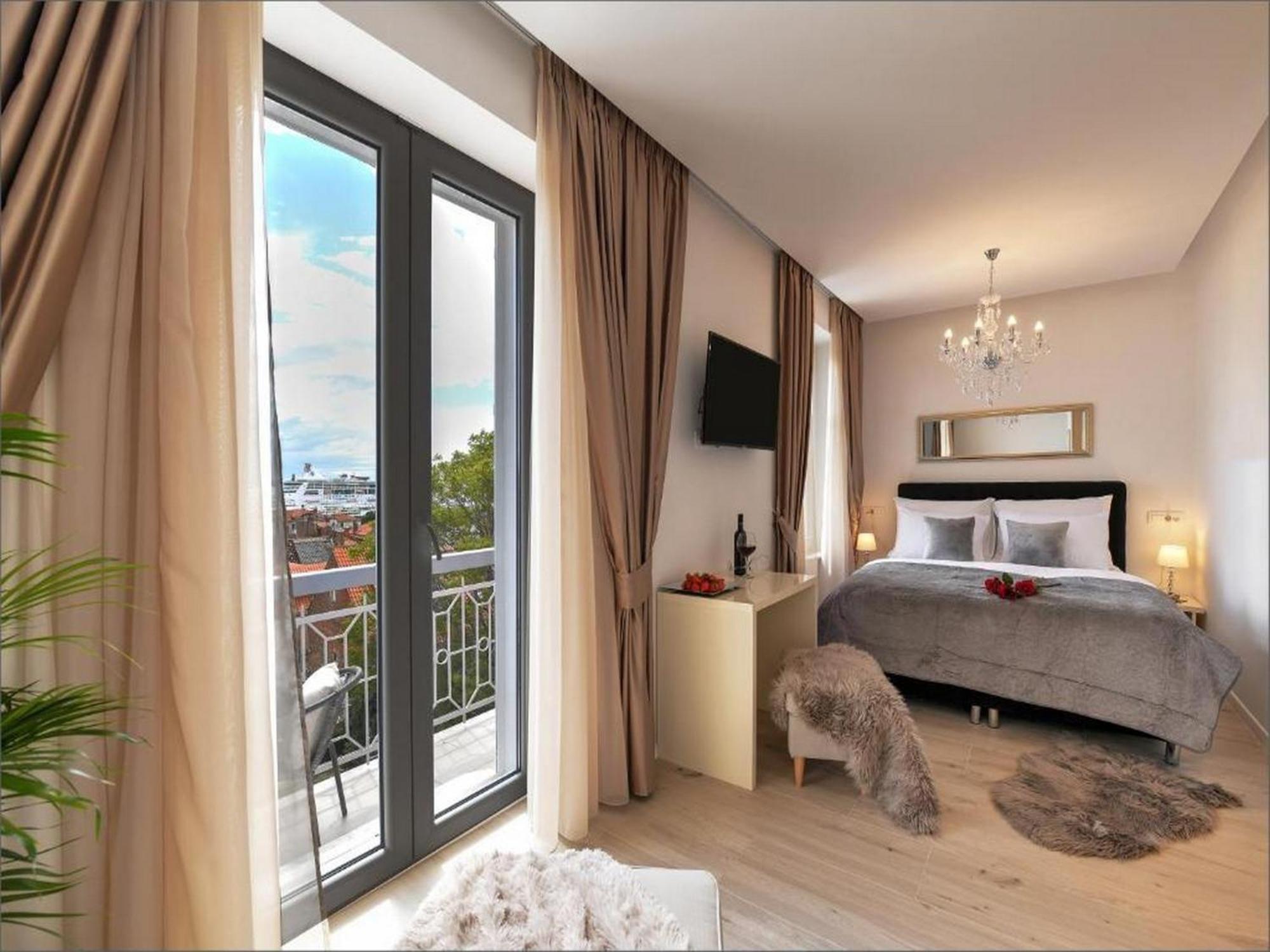 Via Porto Rooms Сплит Екстериор снимка
