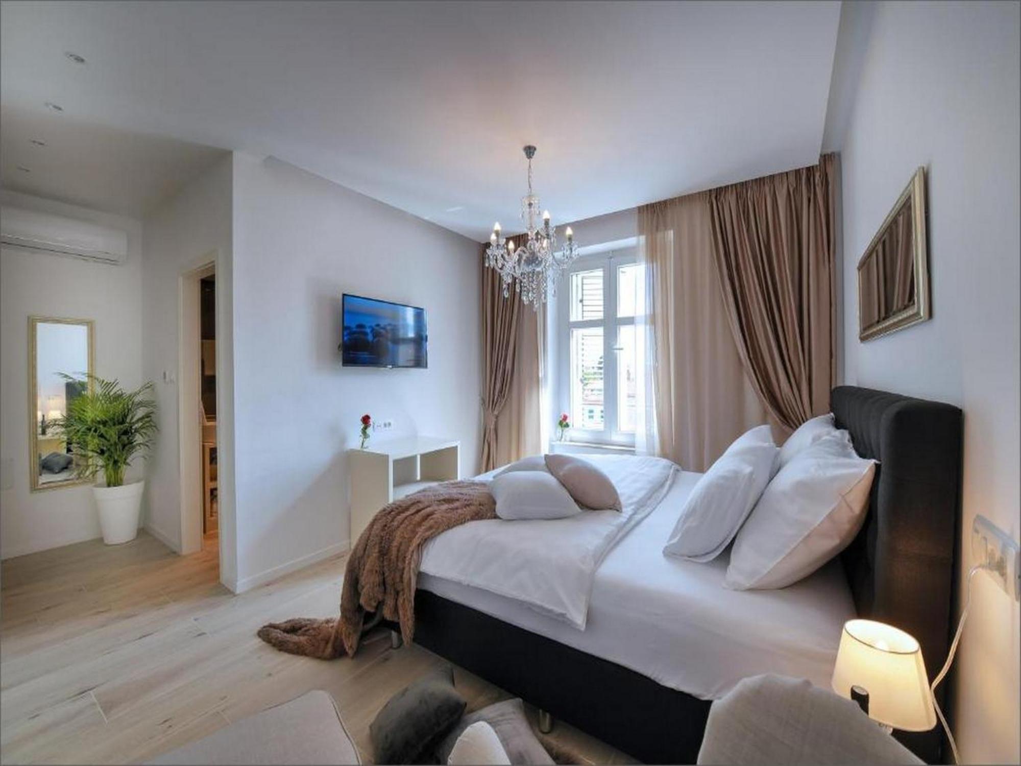 Via Porto Rooms Сплит Екстериор снимка