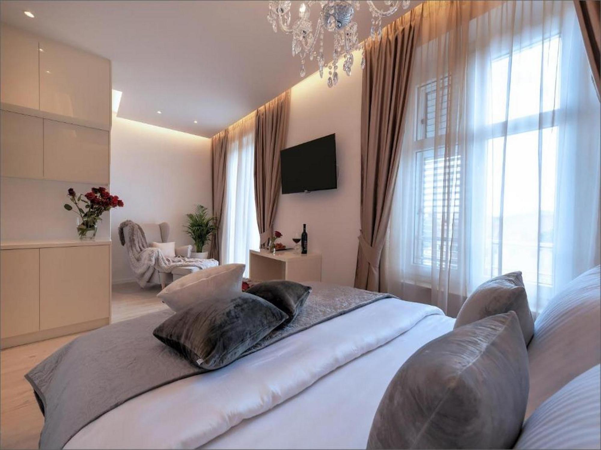 Via Porto Rooms Сплит Екстериор снимка